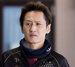 白井英治