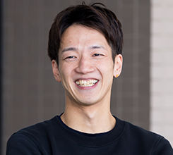 上條暢嵩
