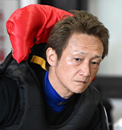 3946 赤岩 善生