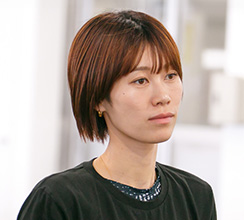 倉持 莉々